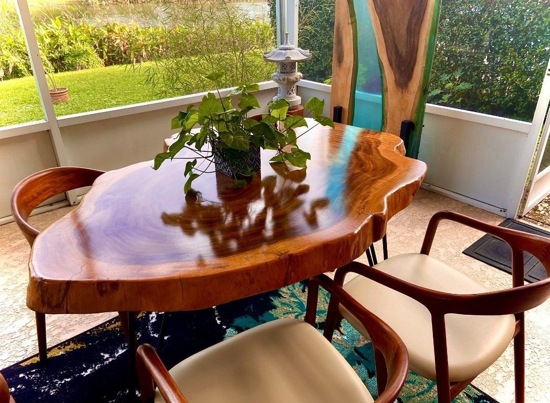 Redwood Table With 4 Bamboo Chairs