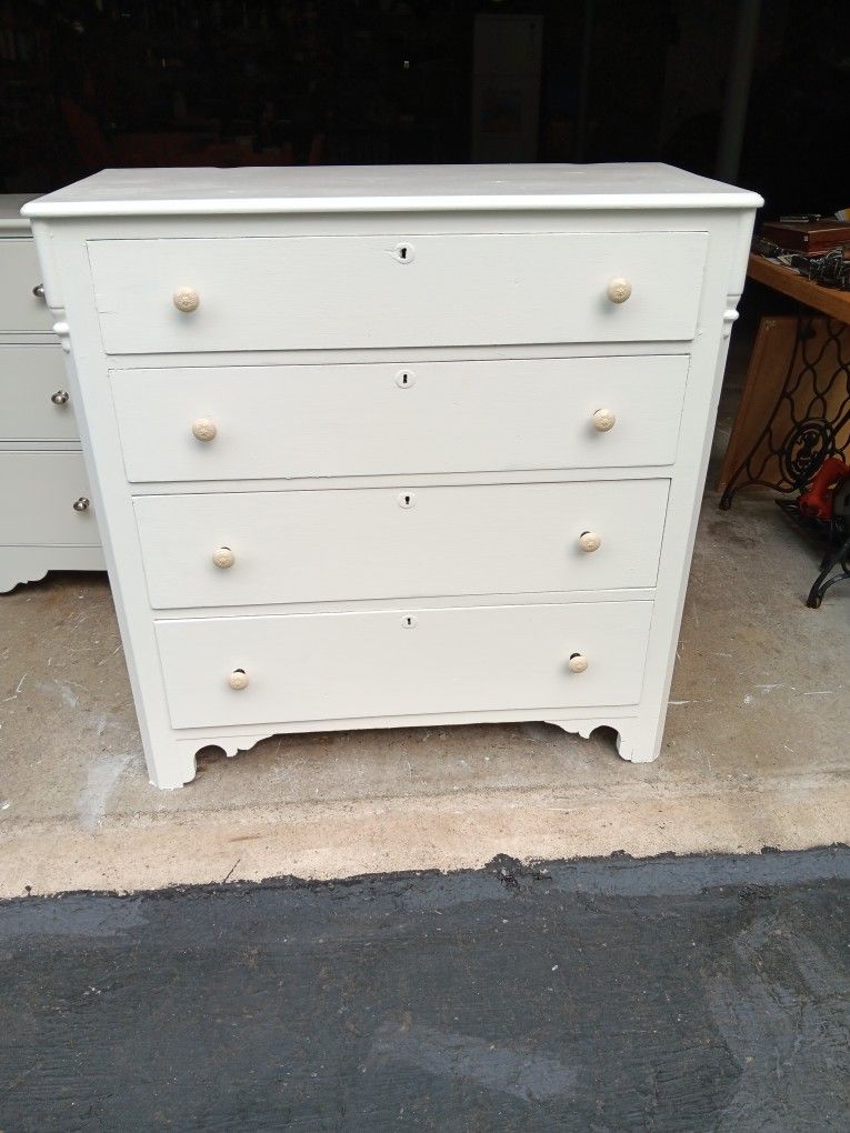 Refinished 4-Drawer Wood Dresser