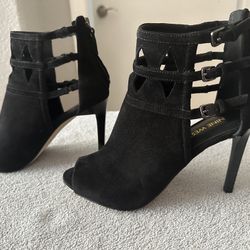 New Black Stiletto Nine West Size 7.5