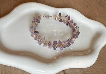 Handmade Amethyst bracelet with tone gold wire
