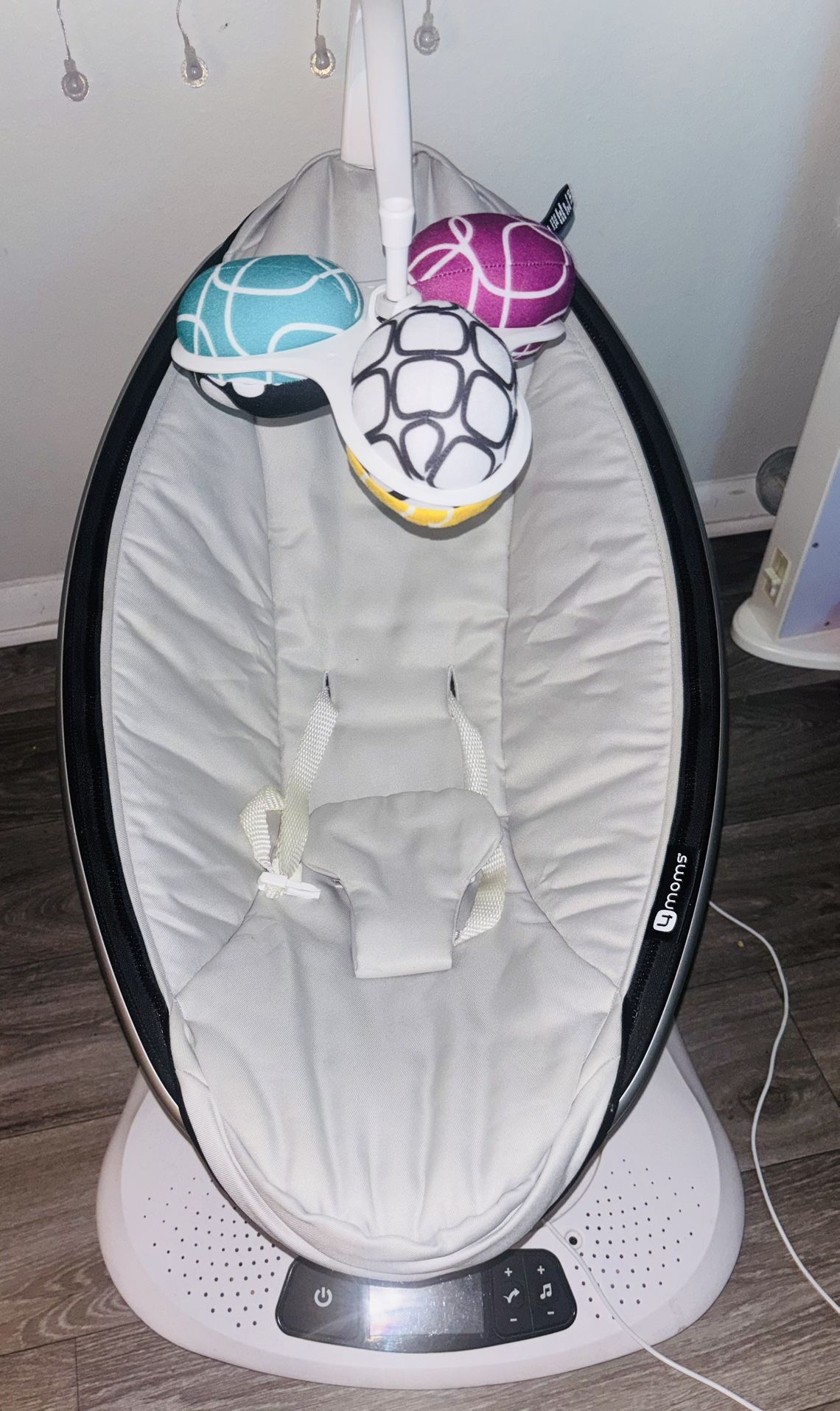 4moms Mamaroo Baby Swing 
