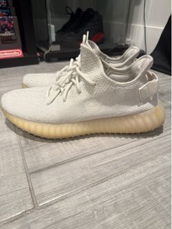 Yeezy Boost men’s size 10