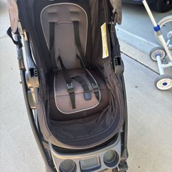 Graco 3 In 1 Stroller And Car Seat