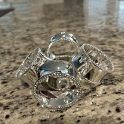 6 Pcs Stainless Steel Bead Side Napkin Rings Delicate Serviette Buckles (Silver)