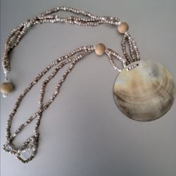 Natural Shell Necklace Boho/Coastal