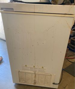 Chest freezer