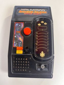 MATTEL SPACE ALERT Vintage Handheld Electronic game 1978 Battlestar Galactica