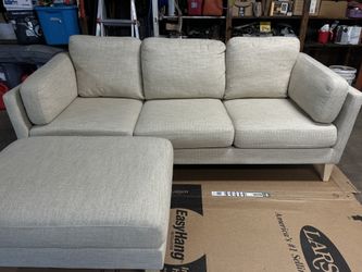 Couch With Chaise