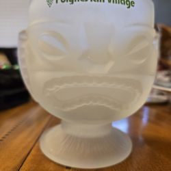 WALT DISNEY WORLD FROSTED POLYNESIAN VILLAGE TIKI GLASS 5" X4" VINTAGE LATE 70'S