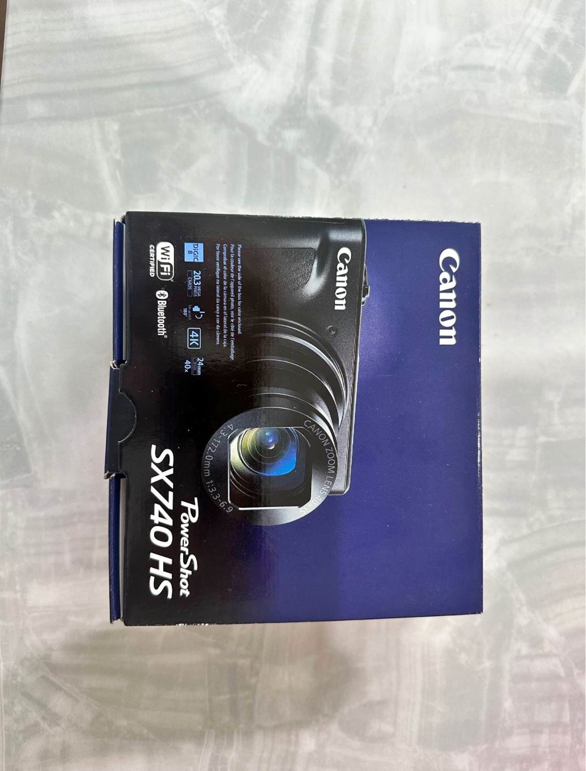 Canon SX740 HS