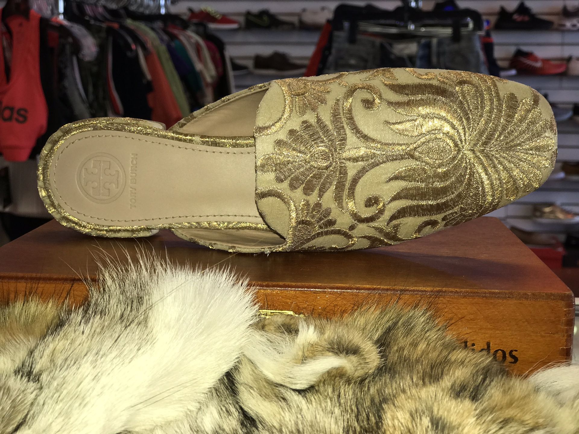 TORY BURCH   & Accessories