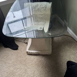 Set of 2 glass and stone end tables