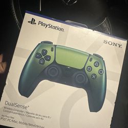 Green Shiny PS5 Controller 