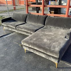 Sectional sofa