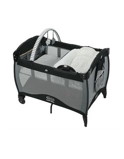 Graco Pack’n Play Playard With Reversible Seat And Changer Extra Large