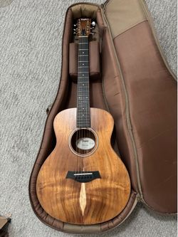 Taylor GS Mini-e Koa Acoustic/Electric Guitar