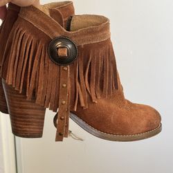Ariat fringe Booties 