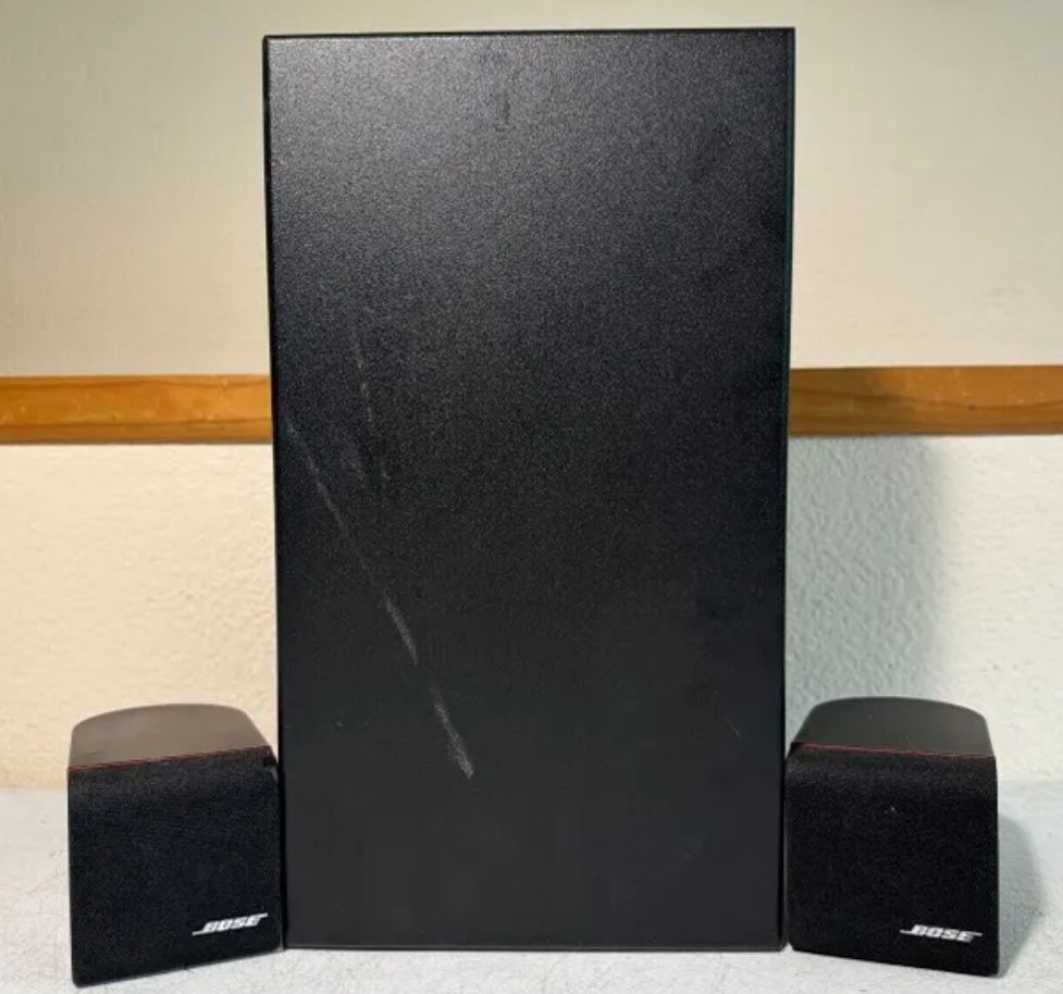 Bose Acoustimass 3 Speakers