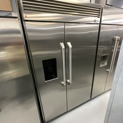 GE 48” Built-In Side-by-Side Refrigerator – Stainless Steel – High Capacity! Model: ZISP480DXASS Serial: VS030882