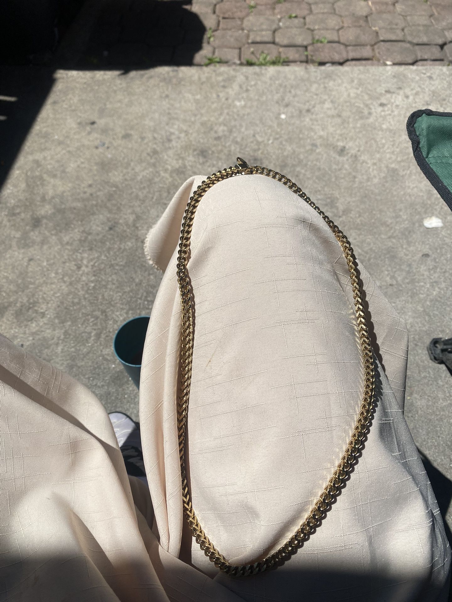 Gold Fracko Box Link Chain (18k)