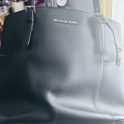 Micheal Kors Black Handbag