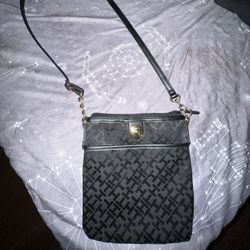 Tommy Hilfiger crossbody bag 