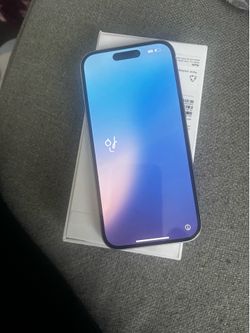 iPhone 15  128GB