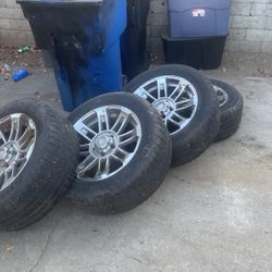 Tiers And Rims