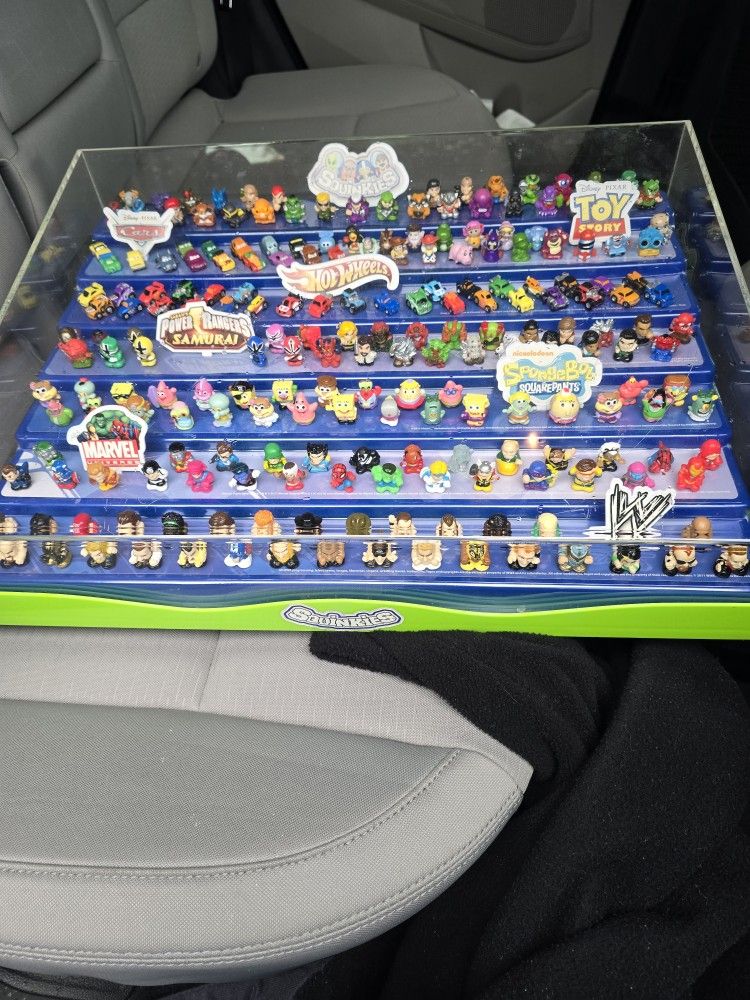 Squinkies Store Display