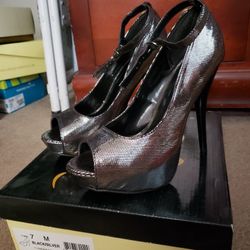 Womens Diba Heels/Shoes Size 7
