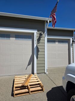 FREE Wooden Pallets Set of Two