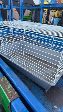 Free cage