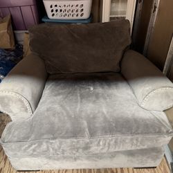 Gray Comfy Chair W/ Ottoman