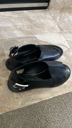 Charles David Black Leather sandals 8.5