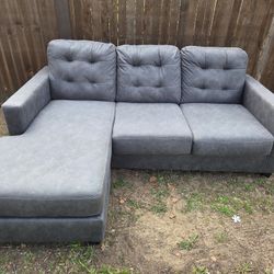 Venaldi Gray Sofa Chaise