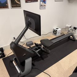 Peloton Rowing Machine- Like New!