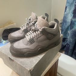 Jordan 4s