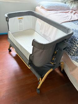 Angelbliss Bedside Bassinet Sleeper – Gray