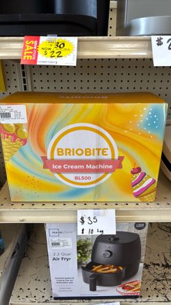 Ice cream maker