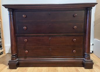 Thomasville Mahogany 2-Drawer Lateral Filing Cabinet / Accent Chest