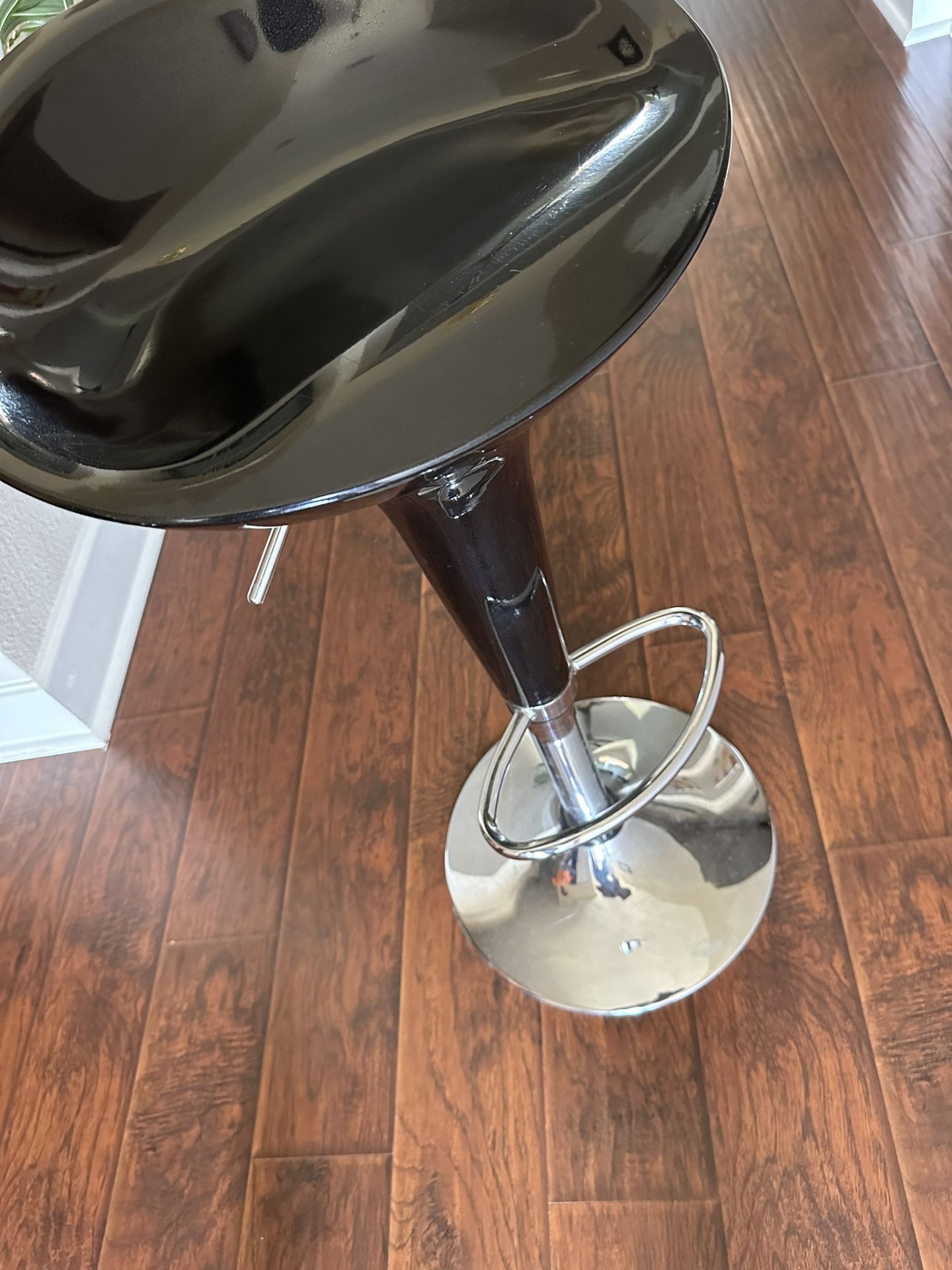 Bar Stools Black And Silver With Foot Rest