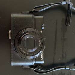 Sony Cybershot RX100 ll Black Camera. 