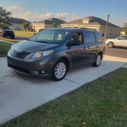 2013 Toyota Sienna