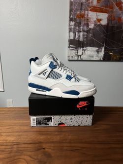 Air Jordan 4 Retro ‘Military Blue’