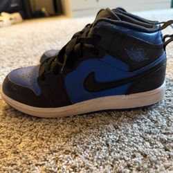 Youth Jordan Shoes Size 2Y