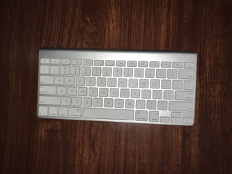 Apple wireless keyboard
