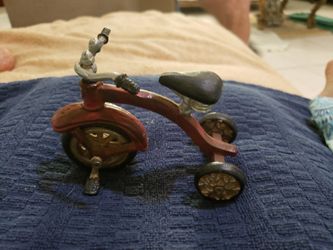 ANTIQUE TOY..Mini Hand Crafted cast Iron Tricycle Bike Cycle unique rare 5” X 4”


