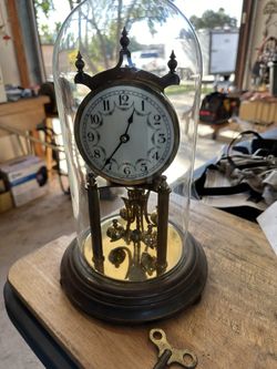 Vintage Anniversary Clock