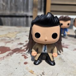 Supernatural Funko Pop Castiel HOT TOPIC EXCLUSIVE 