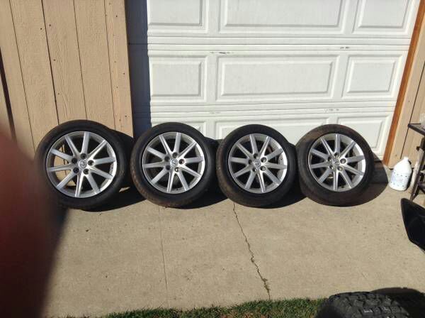 Lexus GS, ES, IS Factory Wheels & Tires